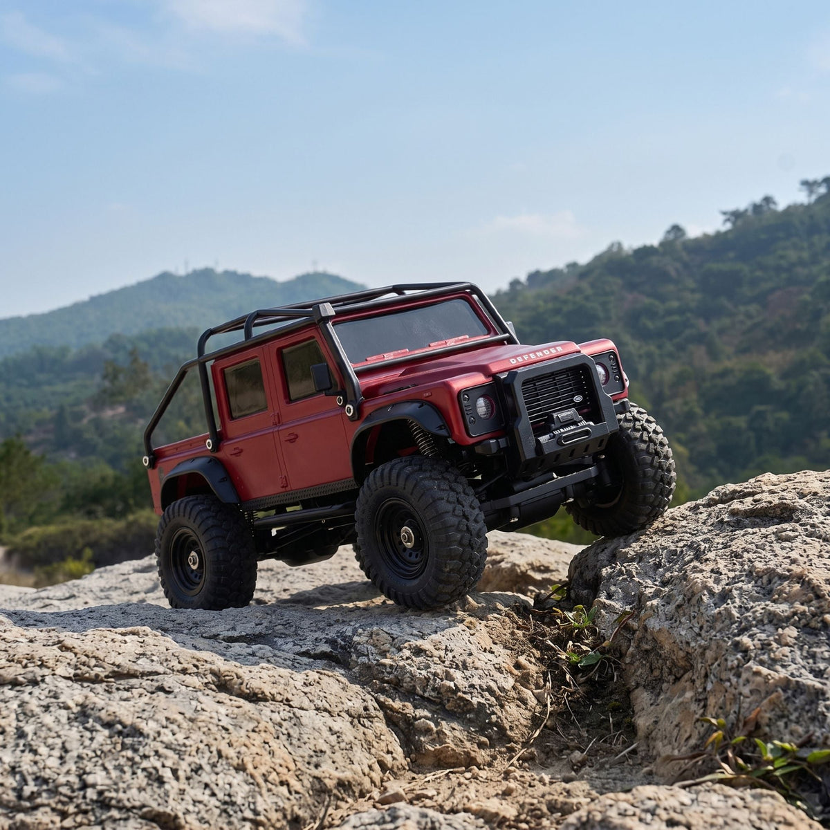 Licensed 1:43 Land Rover Defender 110 RC Crawler